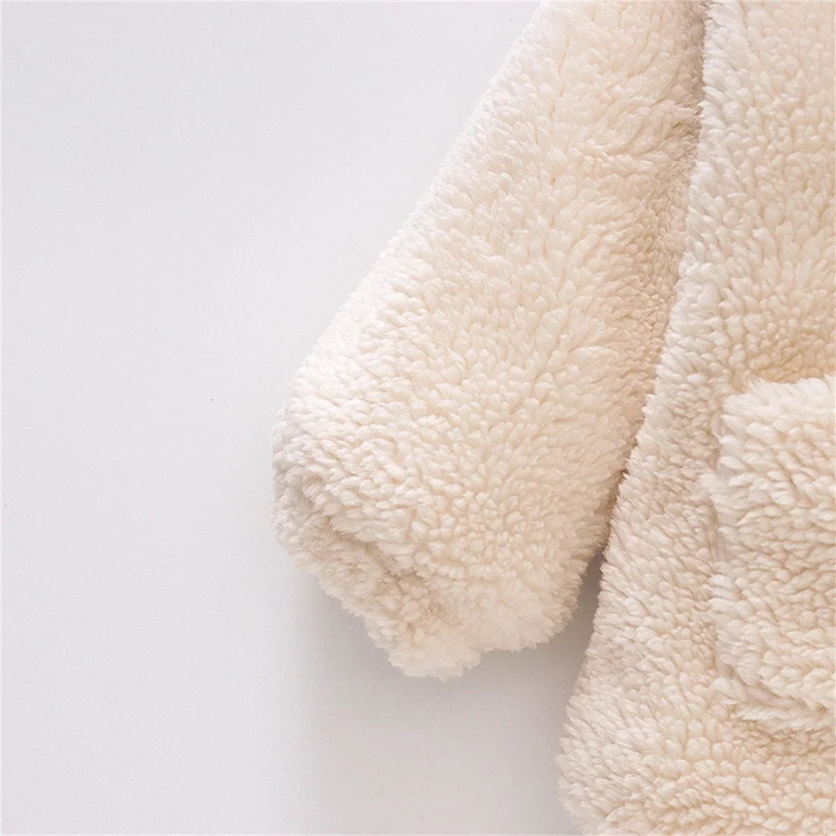 (0-3 Years Old Girls) Winter New Girls' Top Warm Furry Hat Bow Ribbon Warm Cute Hooded Bear Ears Long Sleeve Pocket