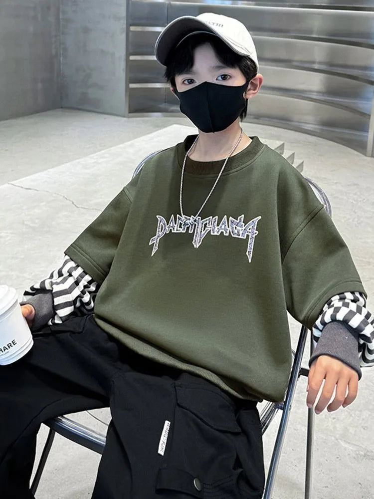 Boys' Medium-Large 2025 New Arrival No Hood Long Sleeve Fake Two-Piece Loose Fit Stylish Sweatshirt for Spring