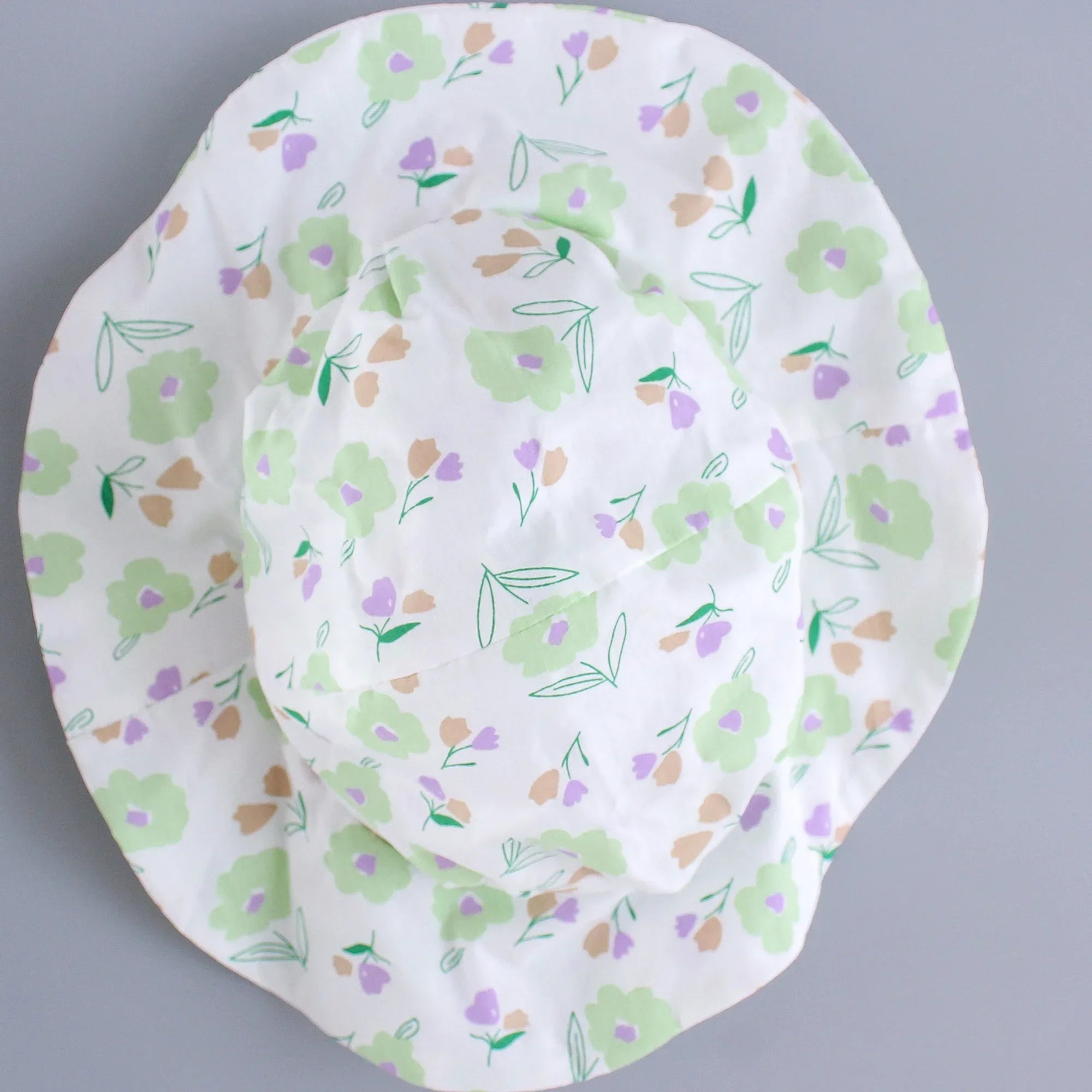 Girls' New Summer Dress Children's Small Flower Print Back Elastic Waist Solid Bow Princess Dress and Hat Two Piece Set