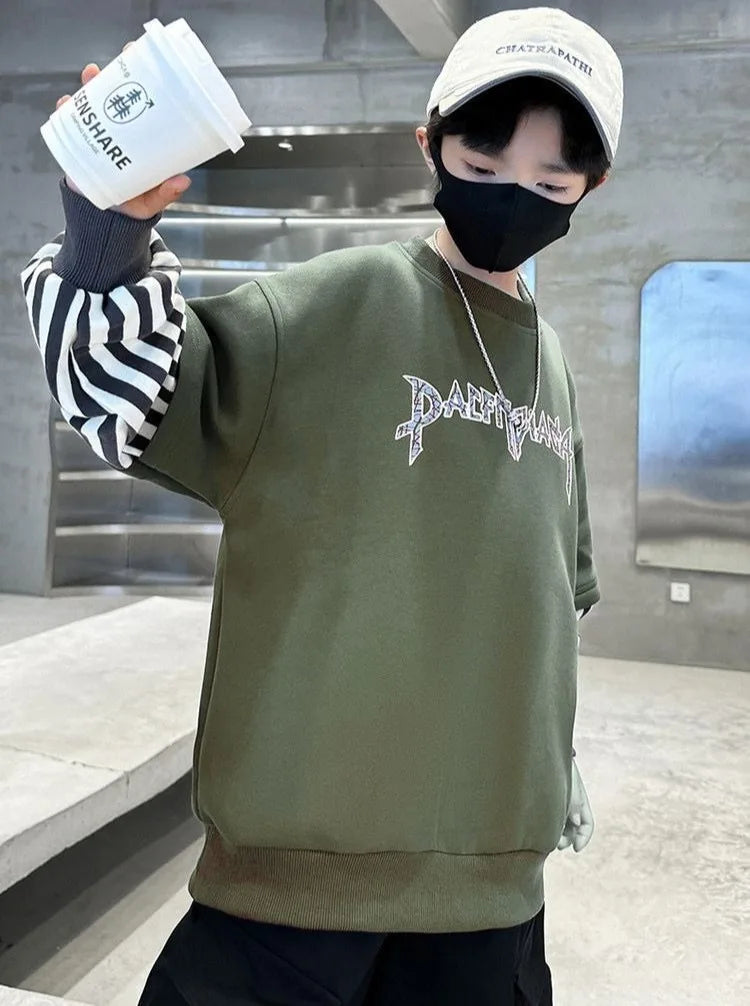 Boys' Medium-Large 2025 New Arrival No Hood Long Sleeve Fake Two-Piece Loose Fit Stylish Sweatshirt for Spring