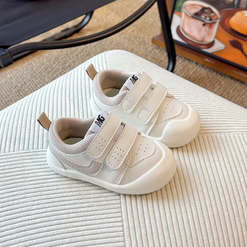 2025 Spring Autumn New Learning Walk Shoes New Winter Style Boys Girls Soft Bottom Anti-Slip Surface Kids Board Shoes