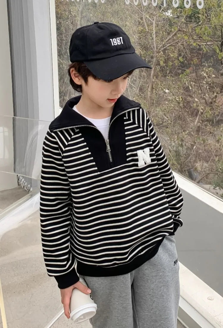 Boys' Medium-Large 2025 Spring/Autumn Korean Style Large Collar Black & White Striped No Hood Sweatshirt