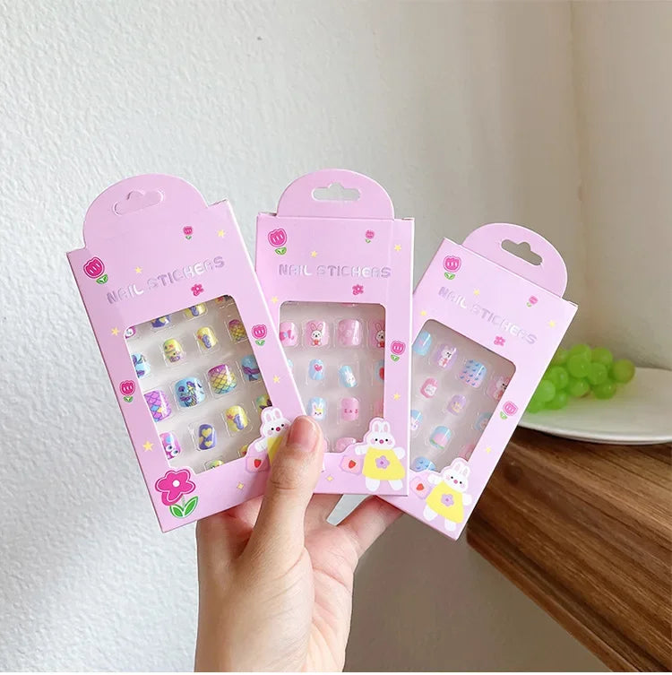 24PCS Children False Nails Kids Girls Press on Short Artificial Fake Nails Cute Pre Glue Full Cover Acrylic Nail Tip Kit
