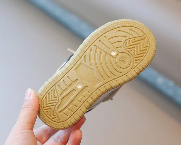 Girls Boys Sport Shoes Four Seasons Children's Sneakers Non-slip Student Shoes Soft Bottom Kids Casual Shoes Girls Outdoor Shoes