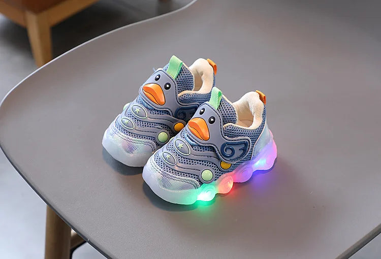 Children Led Casual Shoes Cute Cartoon Duck Sneakers Toddler Glowing Tennis Shoes Boys Girls Breathable Mesh Sports Shoes Sapato