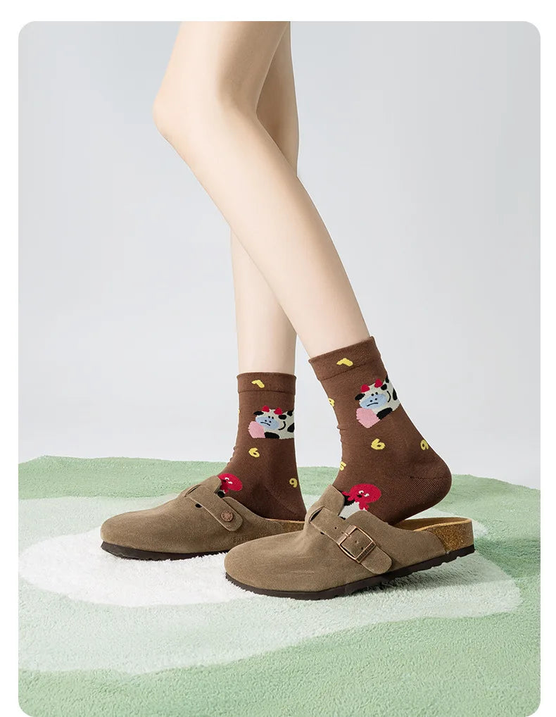 Women Cute Socks New Trends Breathable Casual Novelties Socks for Women Long Cartoon Teenagers Girls Crew Socks Breathable