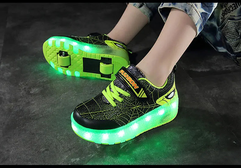 Boys Girls Roller Shoes LED Light Up USB Charging Children Roller Skate Casual Skateboarding Shoes Sports Shoes Kids Sneakers