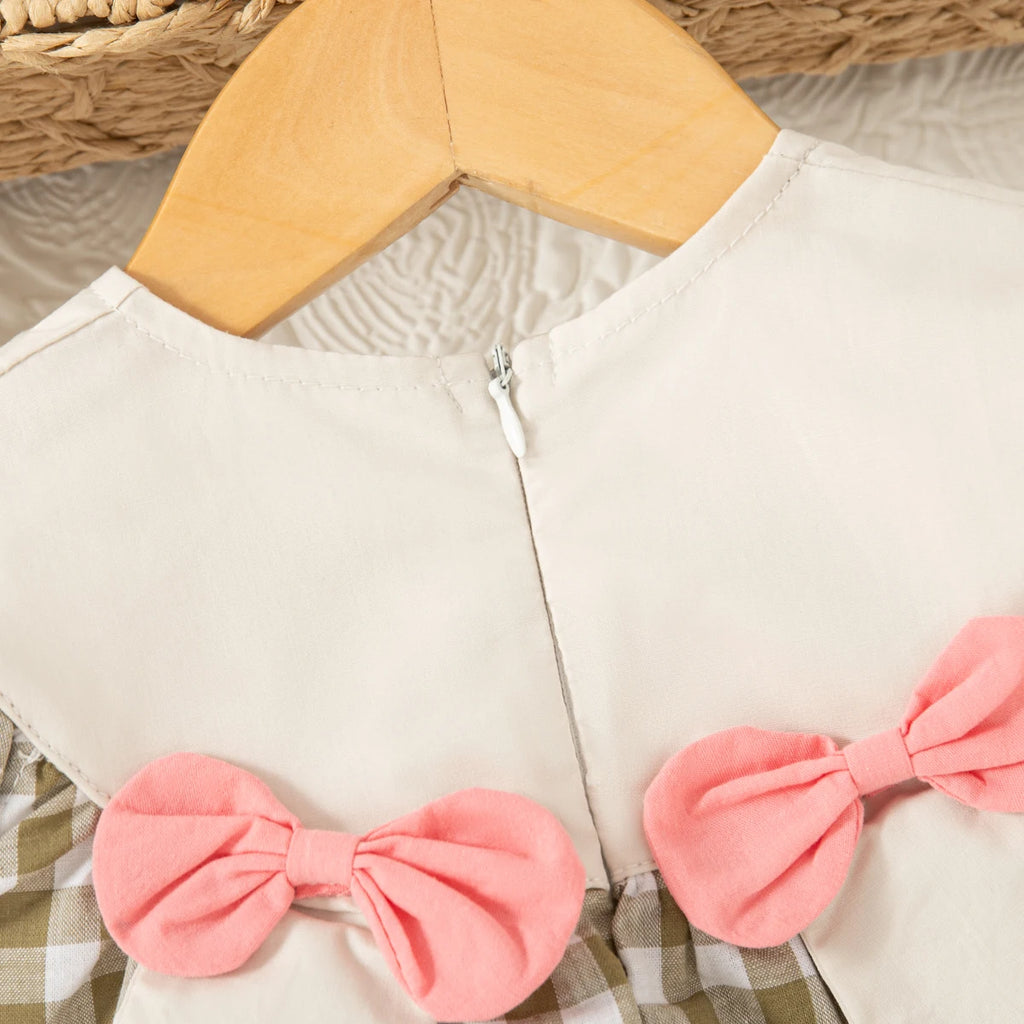 Summer New Cute Squirrel Embroidered Baby Girl Dress, Casual Style Checkered Small Flying Sleeve Children'S Clothing (0-4 Years)