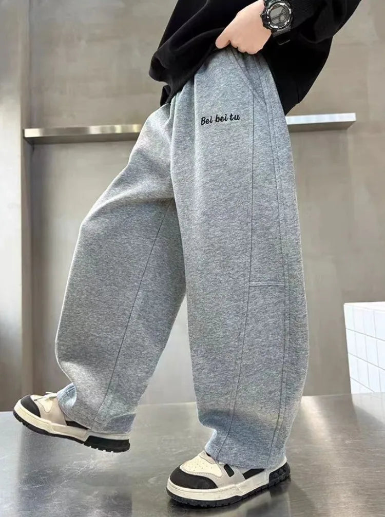 2025 New Style Boys Wide-Leg Sports Pants for 8-14 Years Kids Spring Autumn Kids Sweatpants Stylish Loose Fit Breathable Cotton