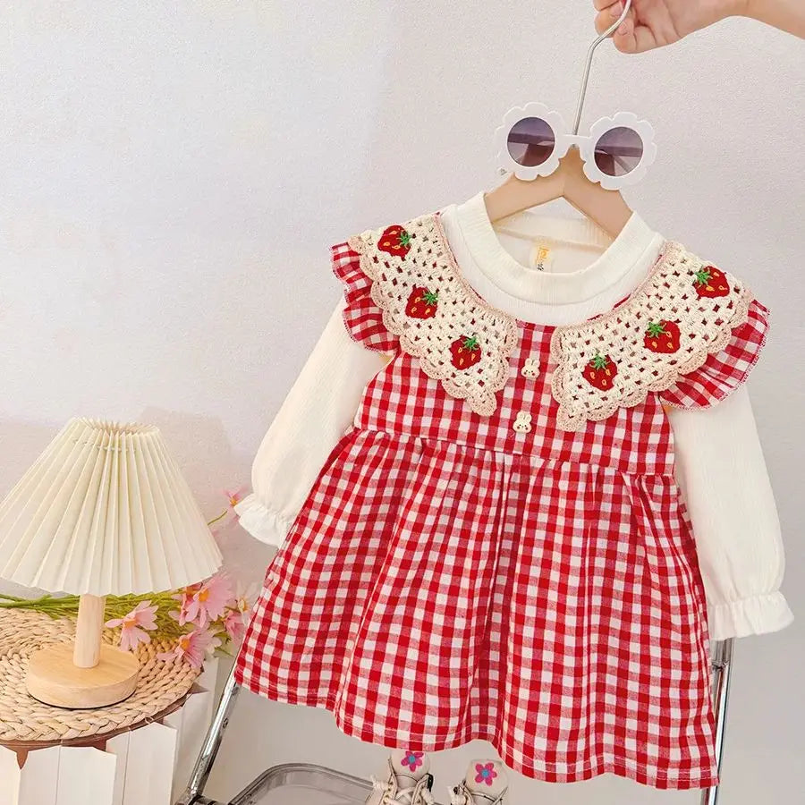 Spring And Autumn New Sweet Red Strawberry Baby Girl Dress, Plaid Long Sleeved Children'S Clothing (6 Months -3 Years Old)