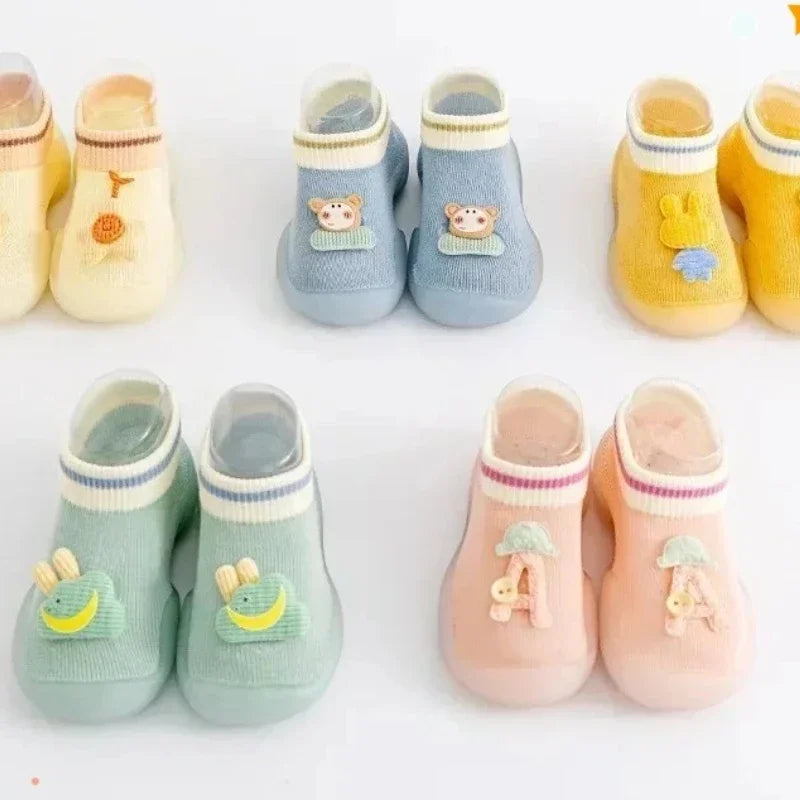 Cute Baby Toddler Shoes Infant Soft Sole Indoor Children's Shoes Cartoon Socks And Shoes Newborn Summer Baby Girl Shoes