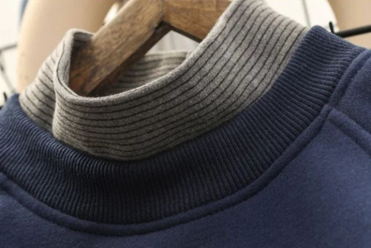 Boys' Big Kids Winter 2025 New Fake Two-Piece Fleece-Lined Mid-Collar Thickened Stylish Base Layer Sweatshirt Tops