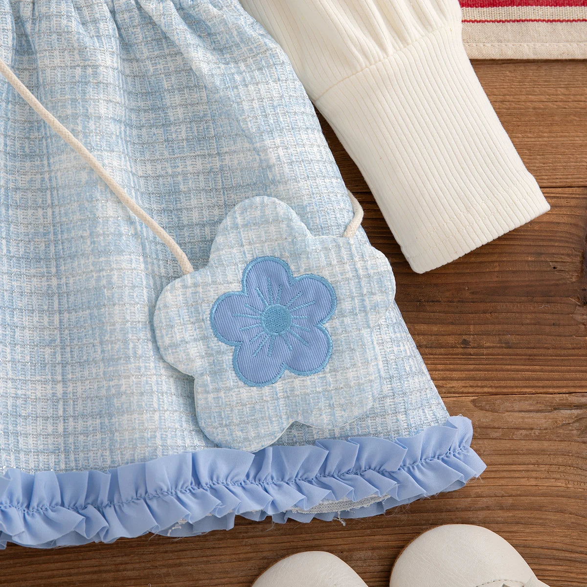 9 Months -3 Years Old Spring And Autumn New Simple Striped Baby Girl Dress, White Long Sleeved Children'S Clothing + Flower