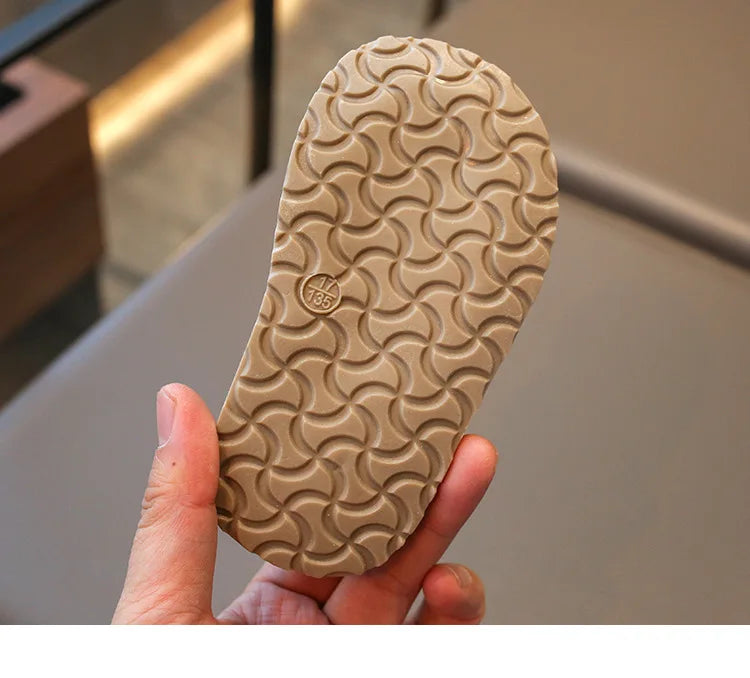 Boys' Boken Shoes Soft Soled Children's Shoes 2025 New Arrivals 0-1 years old Children's Sports Shoes Fashion Retro Bean Shoes