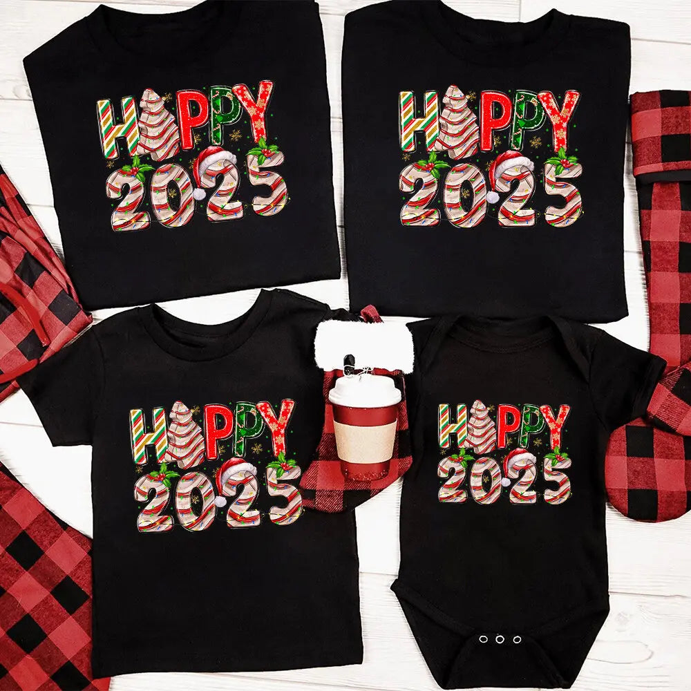 Happy 2025 Family Christmas Matching Tshirts Dad Mom Kids Tees Baby Bodysuits Christmas New Year Party Shirts Outfits