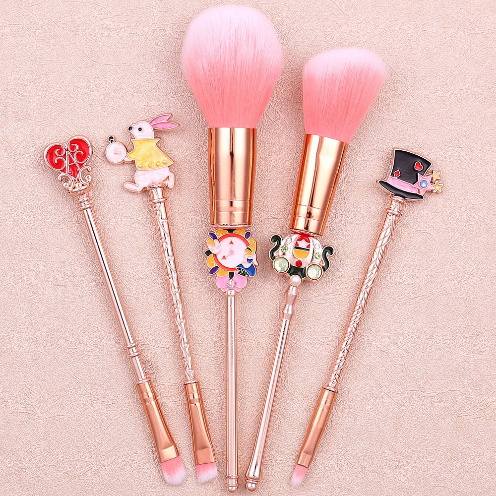 Fantasy, Alice's Wonderland makeup brush set, Mr. Rabbit pumpkin carriage creative makeup brush, suitable for girls' holiday gif