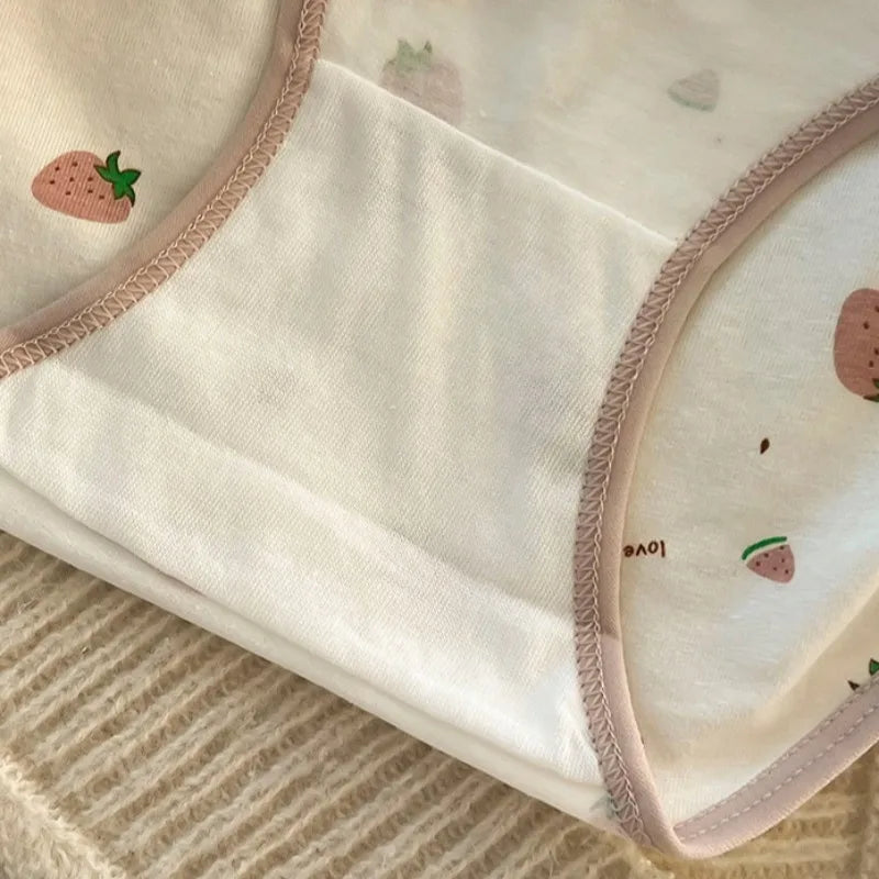 5PCS Kids Girls Cotton Soft Antibacterial Briefs Baby Cute Strawberry Print Panties 2+y Young Children Thin Breathable Underwear