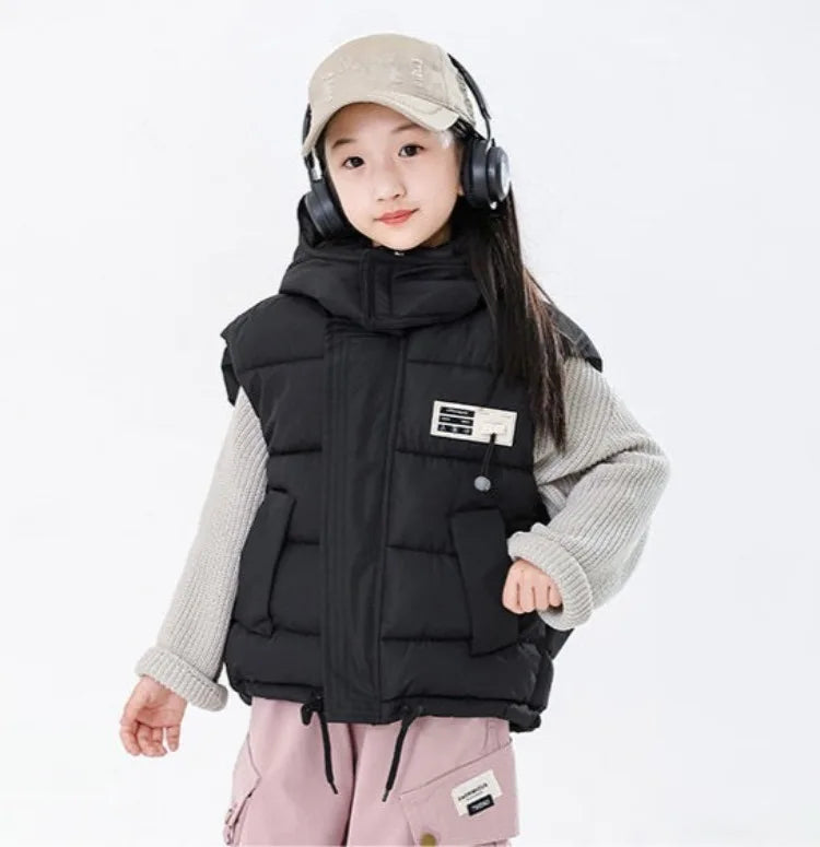 2025 Kids Puffy Windproof Quilted Sleeveless Jacket Korean Style Oversized Cargo Vest for Toddler Boys Thermal Insulated Outdoor