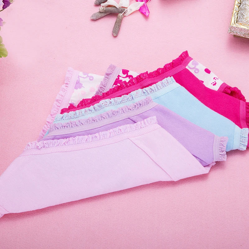 2Pcs/bag Color Random New girl Triangle Underwear Minnie Cartoon Children knickers girls Underpants Kids Panties Panty Brief