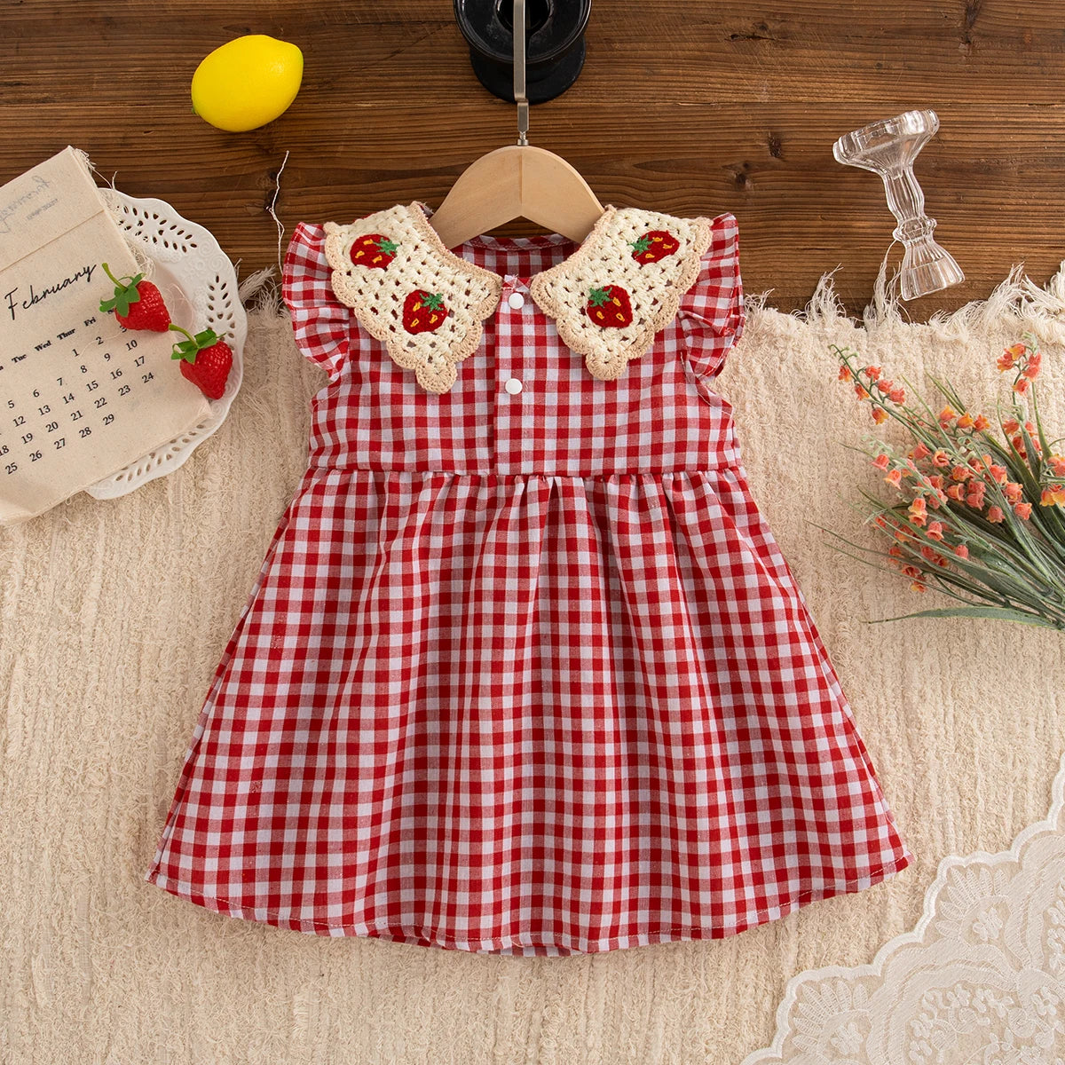 Summer New Cute Strawberry Baby Girl Dress, Simple Style Red Checkered Children'S Sleeveless Clothes (9 Months -4 Years Old)