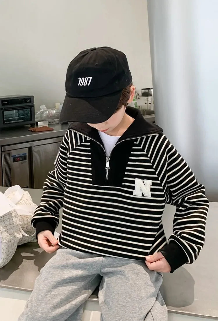 Boys' Medium-Large 2025 Spring/Autumn Korean Style Large Collar Black & White Striped No Hood Sweatshirt