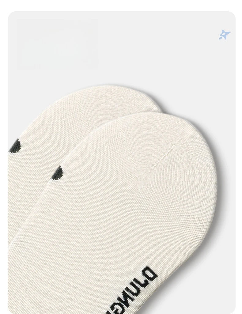 Women Cute Socks New Trends Breathable Casual Novelties Socks for Women Long Cartoon Teenagers Girls Crew Socks Breathable