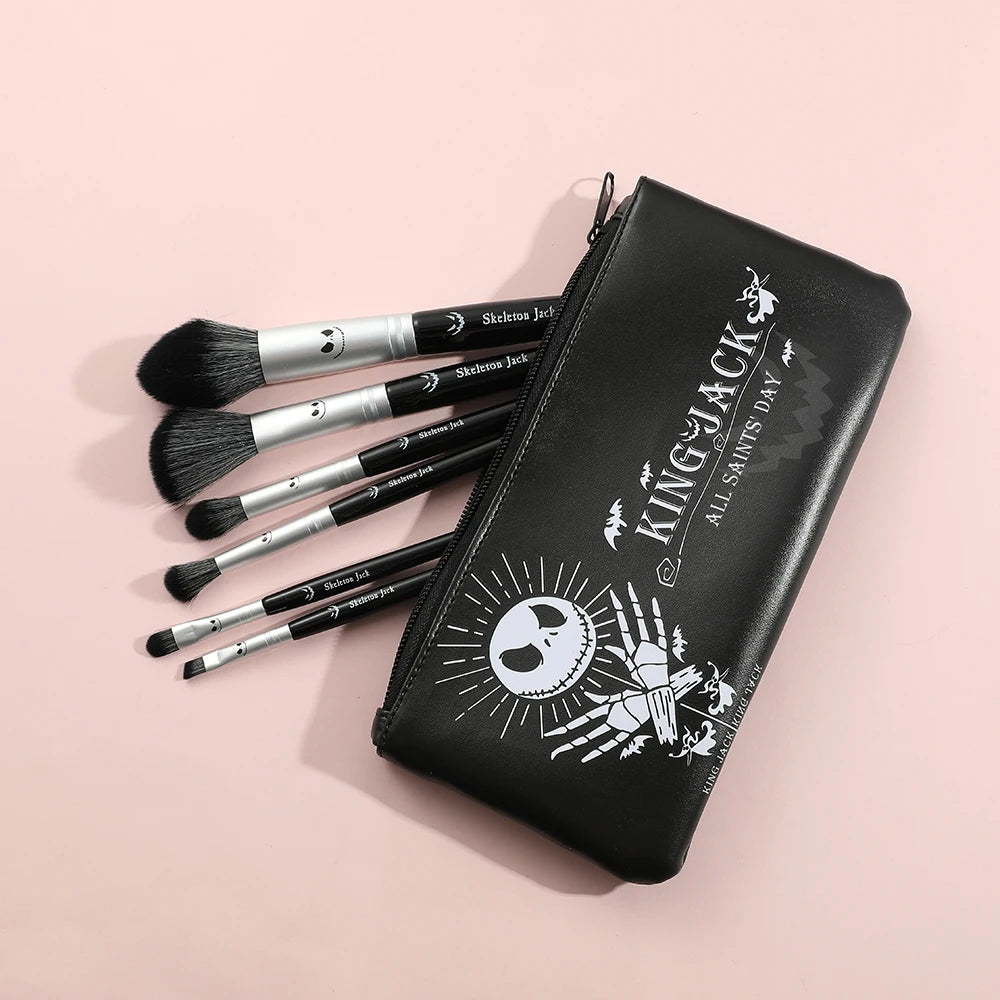 Christmas Eve Fright 6 Black Brushes Jack Skull Makeup Brush Set Horror Wood Makeup Brush Suitable for  Girls Holiday Gifts