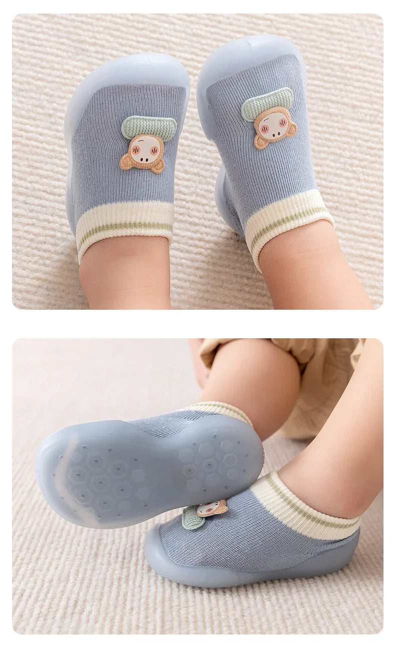 Cute Baby Toddler Shoes Infant Soft Sole Indoor Children's Shoes Cartoon Socks And Shoes Newborn Summer Baby Girl Shoes