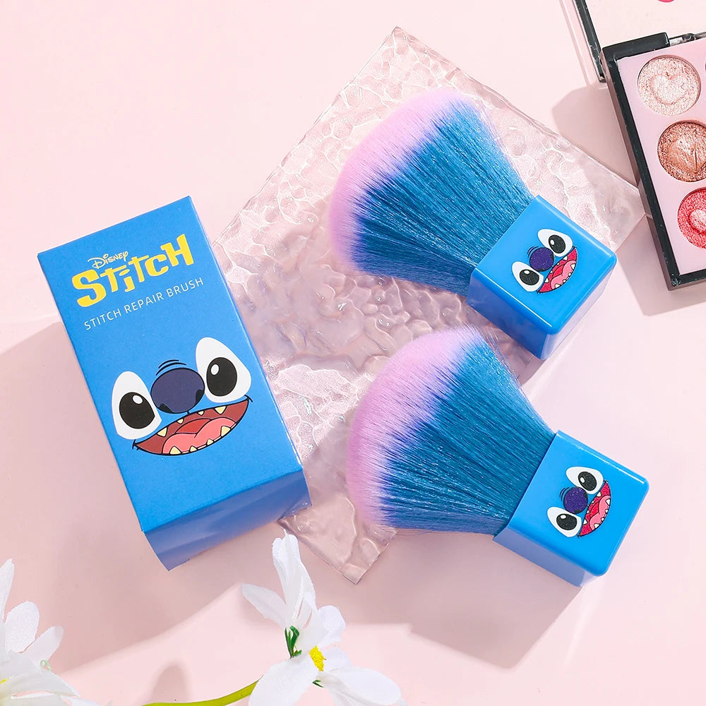 1pcs cute Stitch makeup brush, super soft, party dance professional makeup loose powder brush, suitable for boys and girls