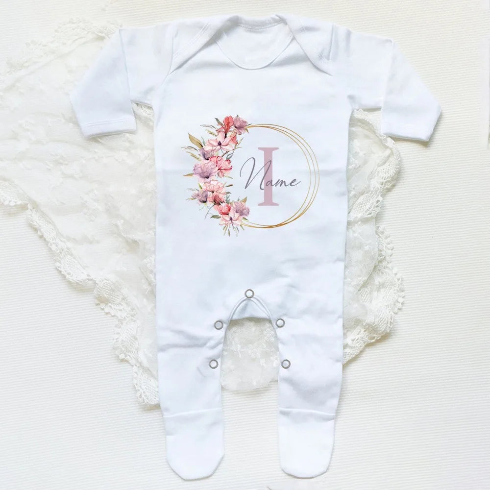 Personalised Wreath with Name Baby Babygrow Sleepsuit Custom Newbron Shower Gift Baby Coming Home Outfit Baby Boy Girl Clothes
