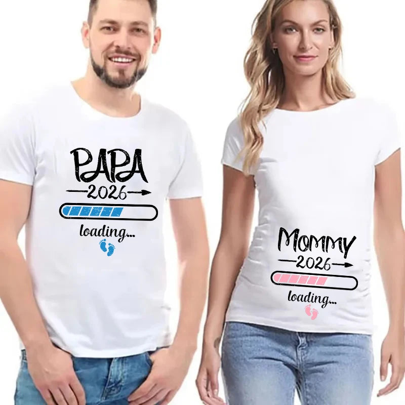 2026 New Cute Dad +Mom+ Baby Printed Couple Maternity T-Shirt Pregnancy Announcement Shirt Couple Pregnant Tshirt Clothes