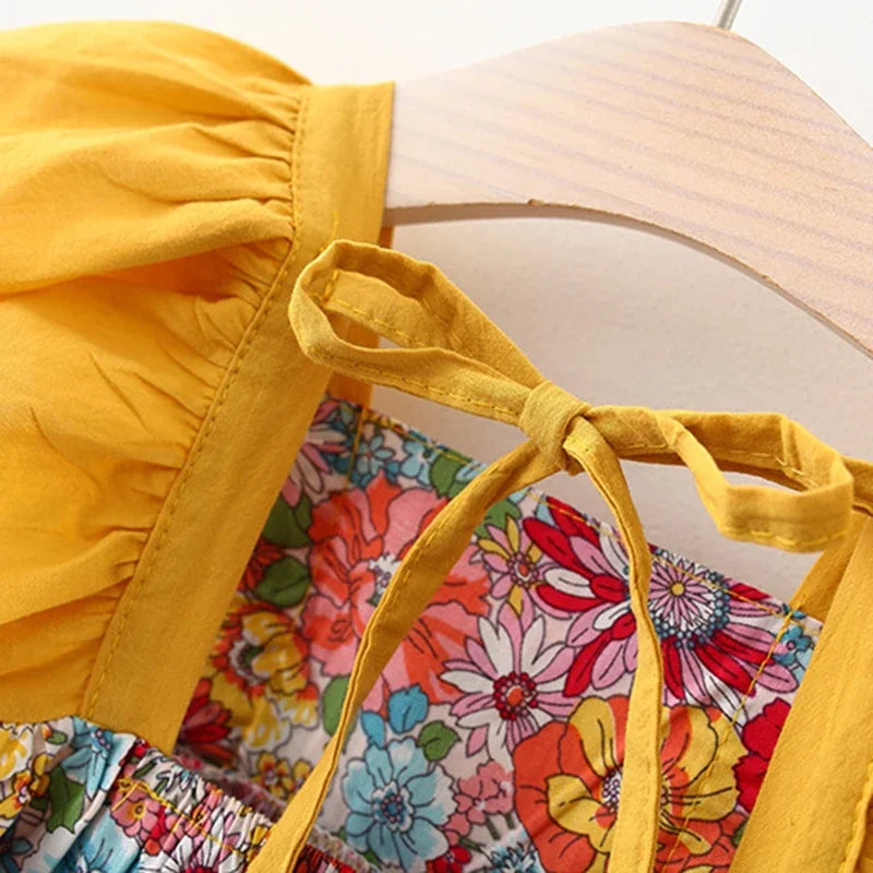 New Summer Baby Girls Dress Floral Print Full Print Sweet Princess Dress Bow Ribbon Small Flying Sleeves + Hat (0-3 Years)