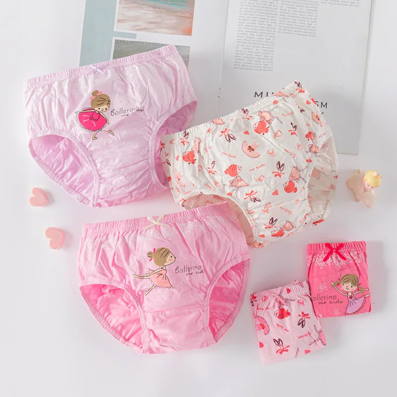 5/10 Pieces Cotton Girls Triangle Panties Cute Characters Pattern Children's Underwear Daily Wear Comfortable Schoolgirl Briefs