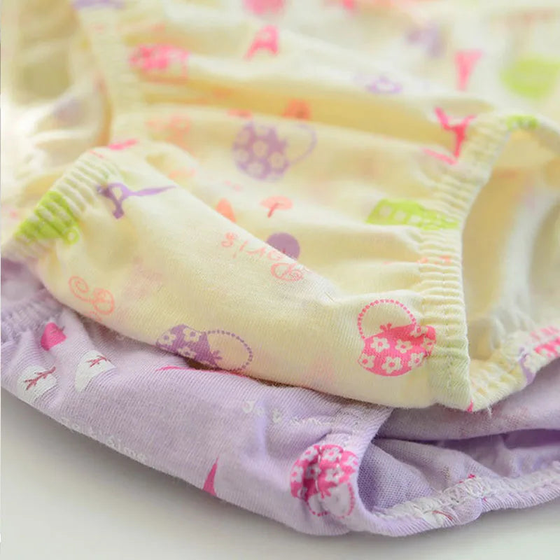 5/10 Pieces Cotton Girls Triangle Panties Cute Characters Pattern Children's Underwear Daily Wear Comfortable Schoolgirl Briefs