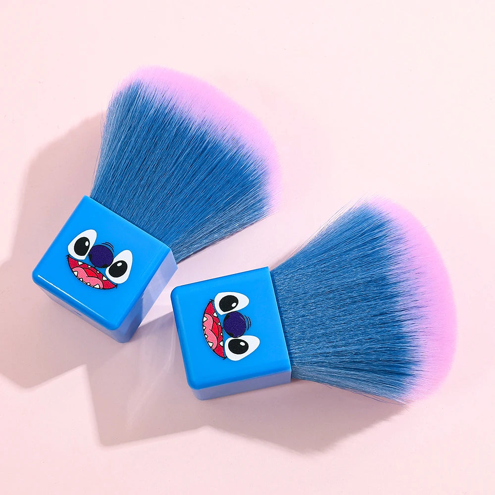 1pcs cute Stitch makeup brush, super soft, party dance professional makeup loose powder brush, suitable for boys and girls