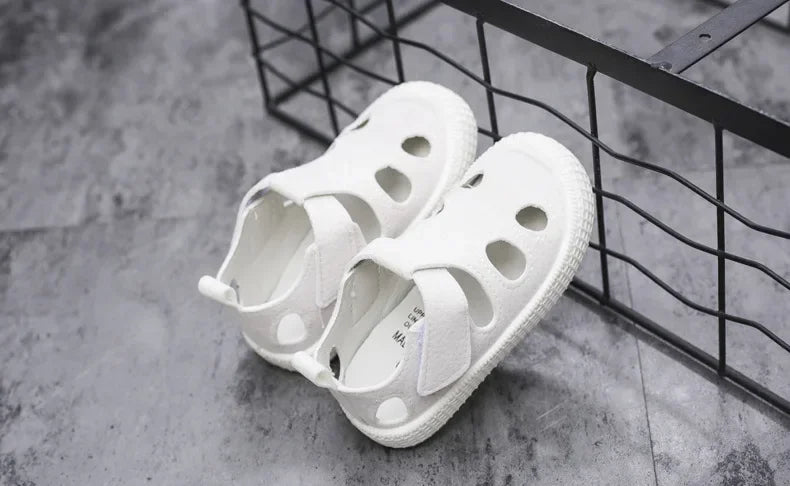 Kids Sandals Summer Girls Boys Cut Out Sneakers Breathable Children Sports Shoes Closed Toe Baby Toddlers Beach Sandalias Flats