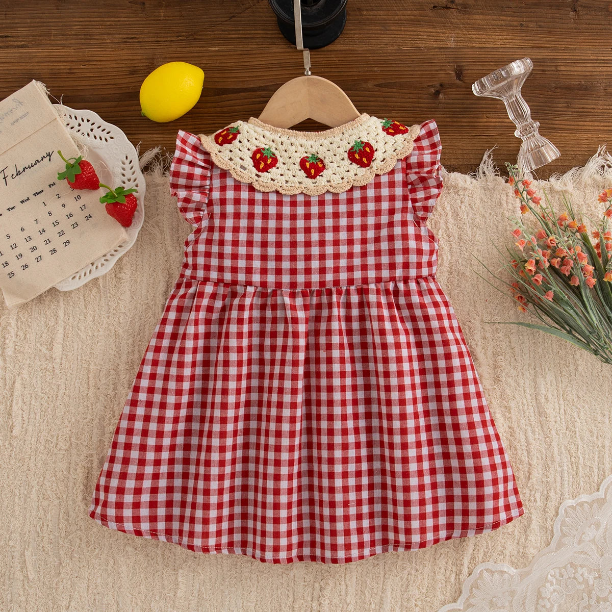 Summer New Cute Strawberry Baby Girl Dress, Simple Style Red Checkered Children'S Sleeveless Clothes (9 Months -4 Years Old)