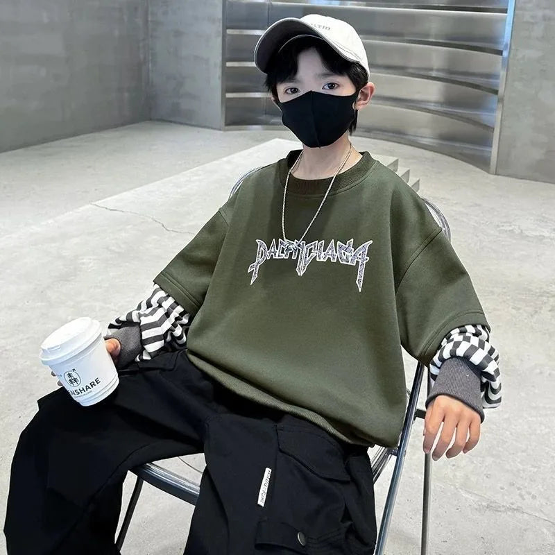 Boys' Medium-Large 2025 New Arrival No Hood Long Sleeve Fake Two-Piece Loose Fit Stylish Sweatshirt for Spring