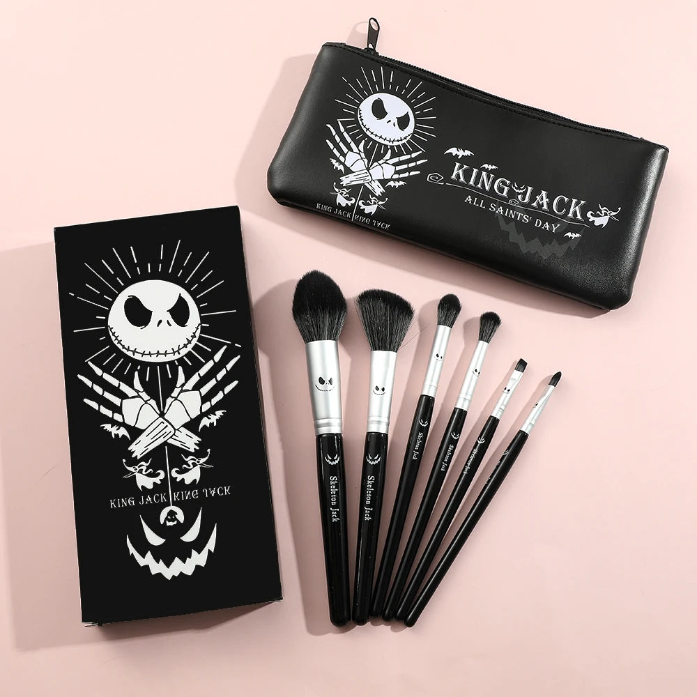 Christmas Eve Fright 6 Black Brushes Jack Skull Makeup Brush Set Horror Wood Makeup Brush Suitable for  Girls Holiday Gifts
