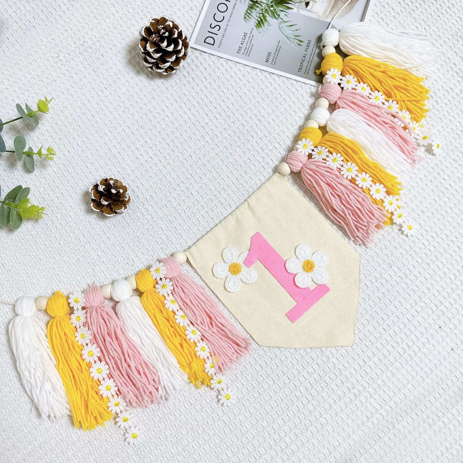 Daisy 1st Happy Birthday Banner Highchair Banner Tassels for Girl&Boy Birthday Party Decoration Baby Birthday Photo Props