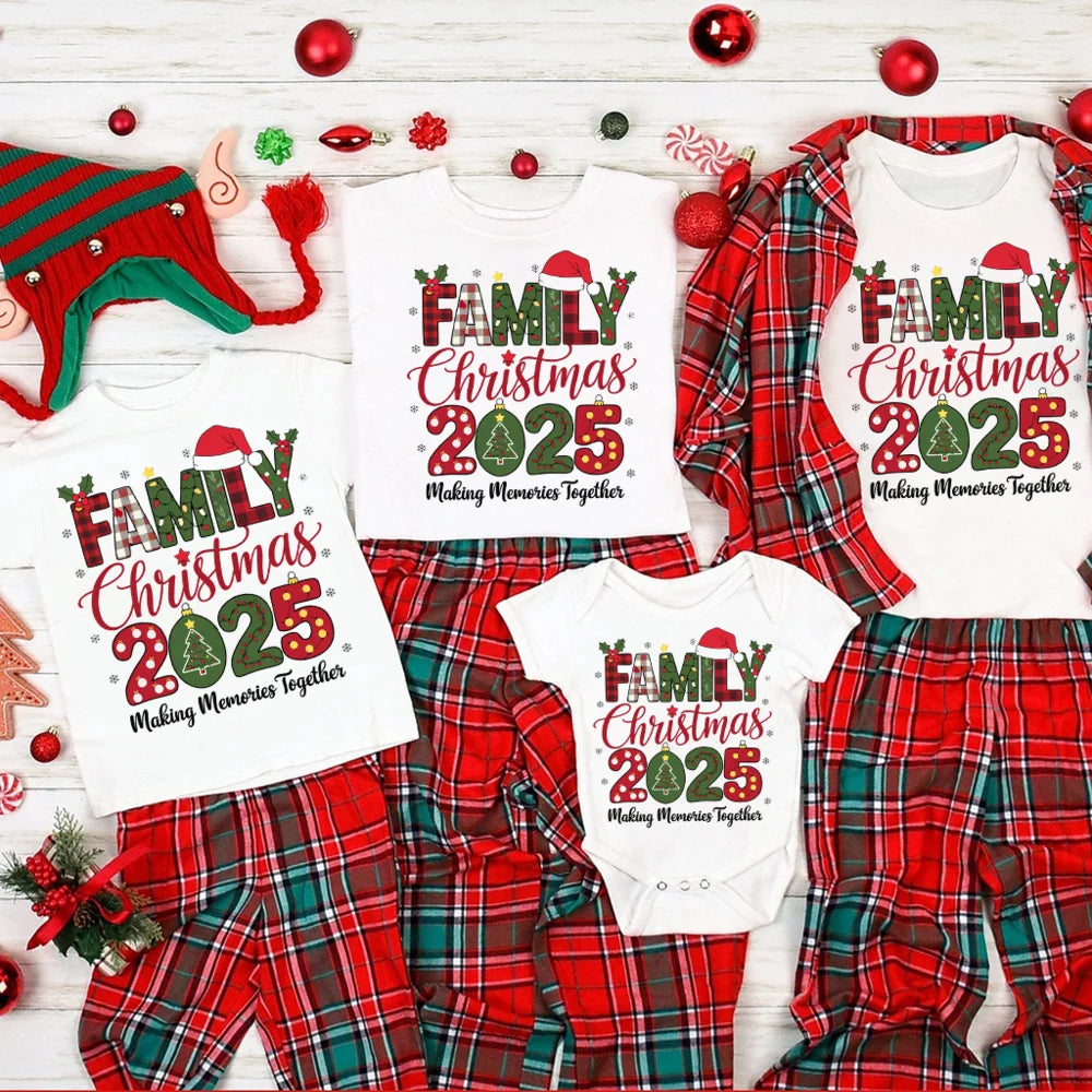 Family Christmas 2025 Merry Xmas T-Shirt Year End Party Dad Mom and Me Shirts Christmas Light Party Clothes Parents and Baby Tee