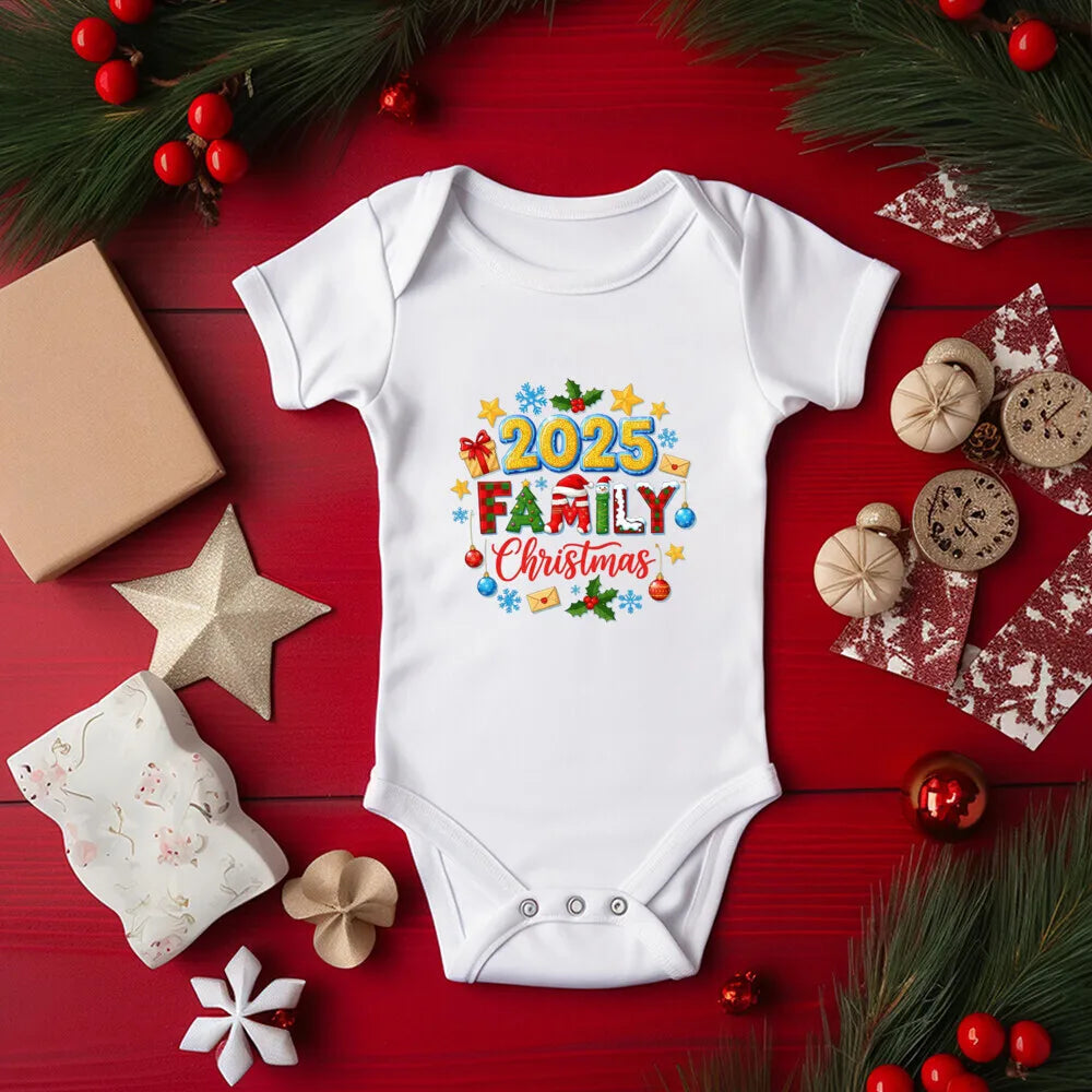 2025 Family Christmas Matching Outfits Dad Mom and Daughter Son Tshirt Baby Romper Xmas Family Look New Year's Clothes
