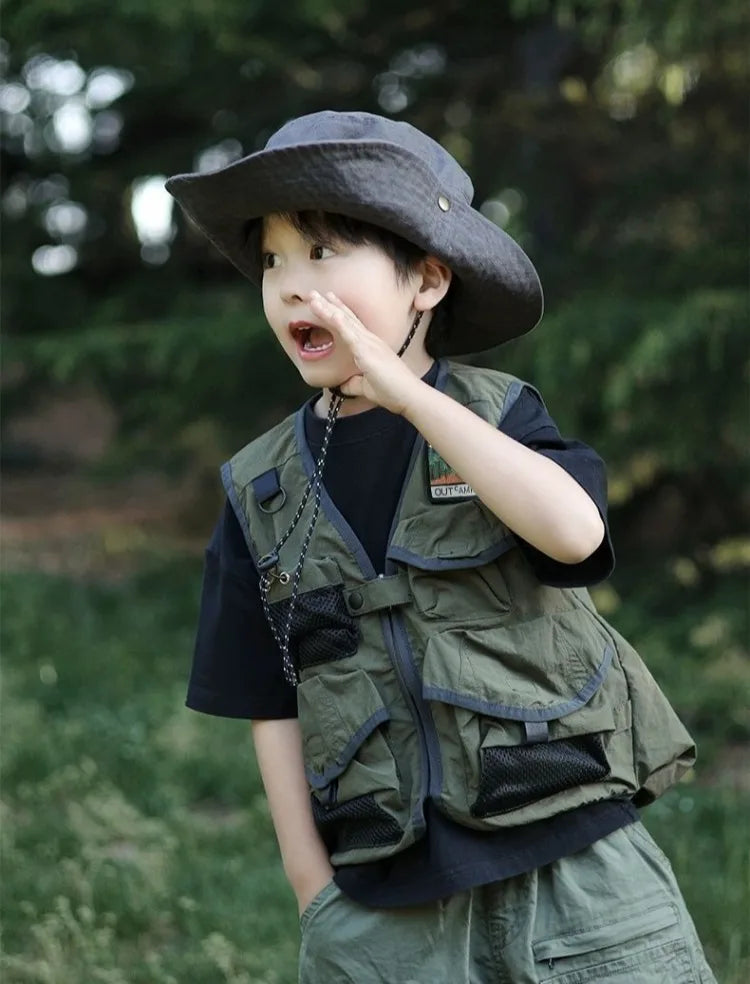 2025 New Autumn Outdoor Tactical Vest for Kids Boys Girls Olive Green Kids Cargo Vest Lightweight Waterproof Hiking Jacket
