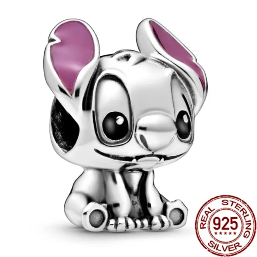 El broche está defectuoso, la pulsera está mal posicionada y el broche no aguanta el cierre, el articulo está defectuoso ):