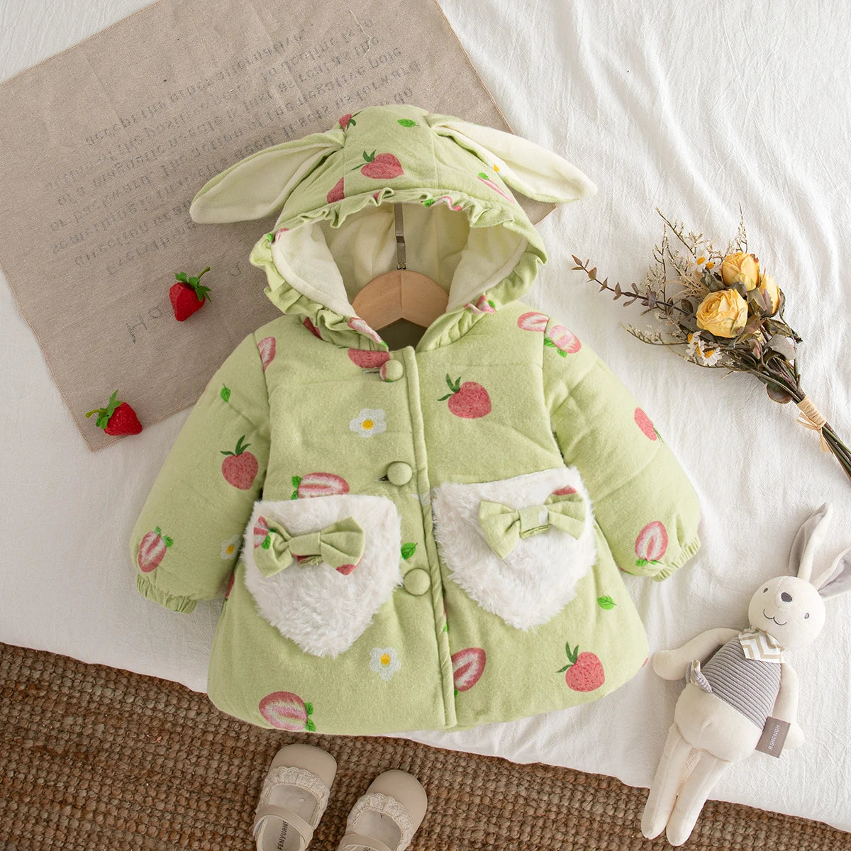 Winter New Sweet Strawberry Baby Girl Coat, Thick And Warm Cute Hat, Children'S Long Sleeved Clothes (9 Months -3 Years Old)
