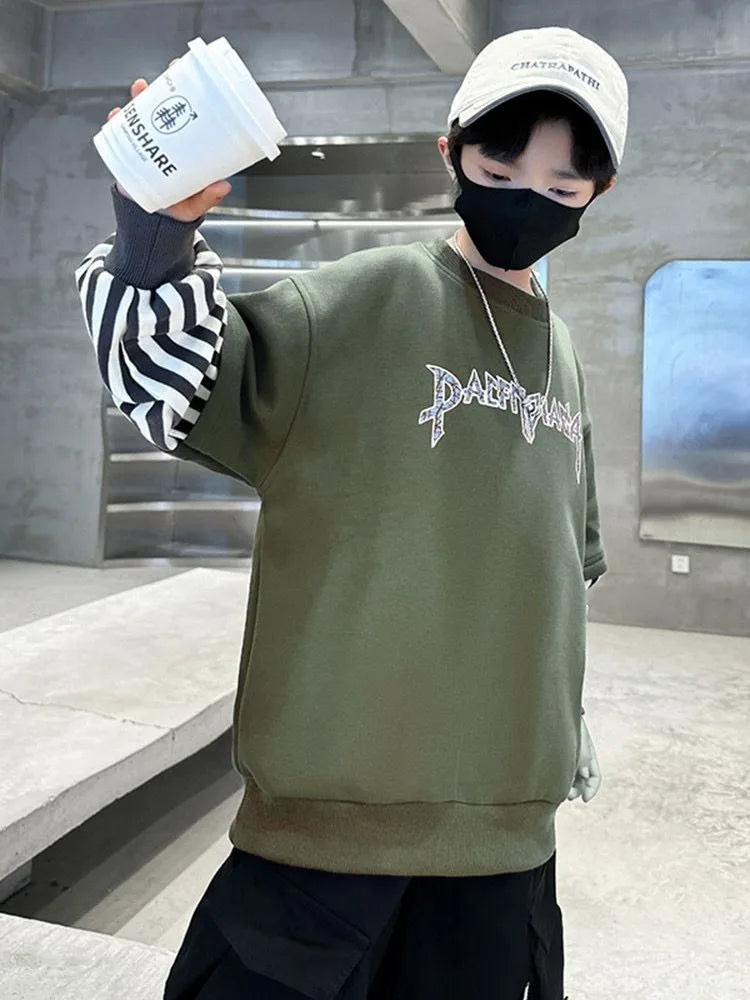 Boys' Medium-Large 2025 New Arrival No Hood Long Sleeve Fake Two-Piece Loose Fit Stylish Sweatshirt for Spring