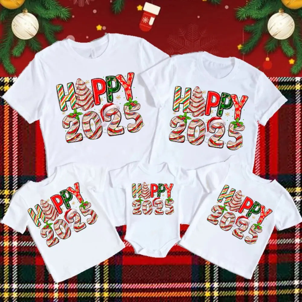 Happy 2025 Family Christmas Matching Tshirts Dad Mom Kids Tees Baby Bodysuits Christmas New Year Party Shirts Outfits