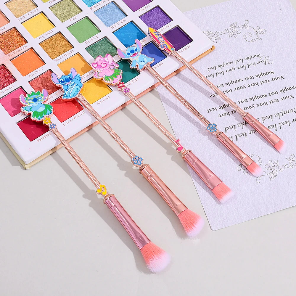 5pcs Summer Limited Stitch Makeup Brush Set Cartoon Doll Eyeshadow Brush Creative Makeup Tools Holiday Gifts for Girls