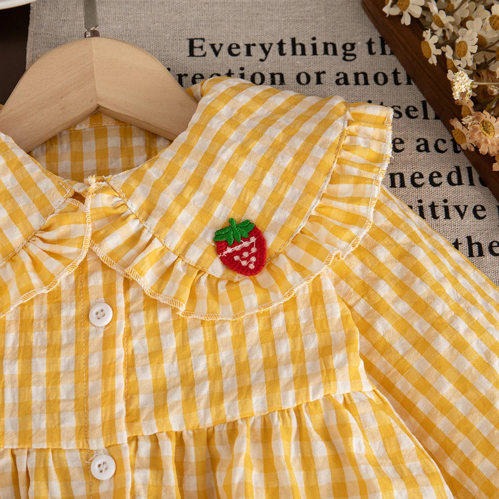 Spring And Autumn New Sweet Strawberry Baby Girl Dress, Yellow Checkered Long Sleeved Children'S Clothing For Babies Aged 0-3