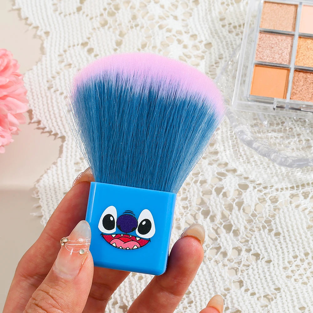 1pcs cute Stitch makeup brush, super soft, party dance professional makeup loose powder brush, suitable for boys and girls